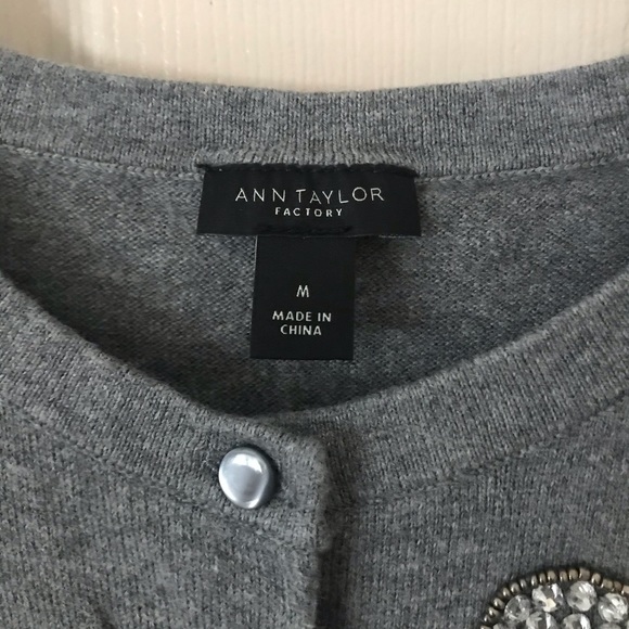 Women’s Ann Taylor Cardigan - medium - Picture 4 of 5